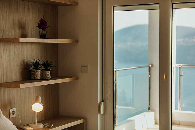 Zu verkaufende Wohnungen in Herceg Novi mit Panoramablick auf das Meer — photo 9
